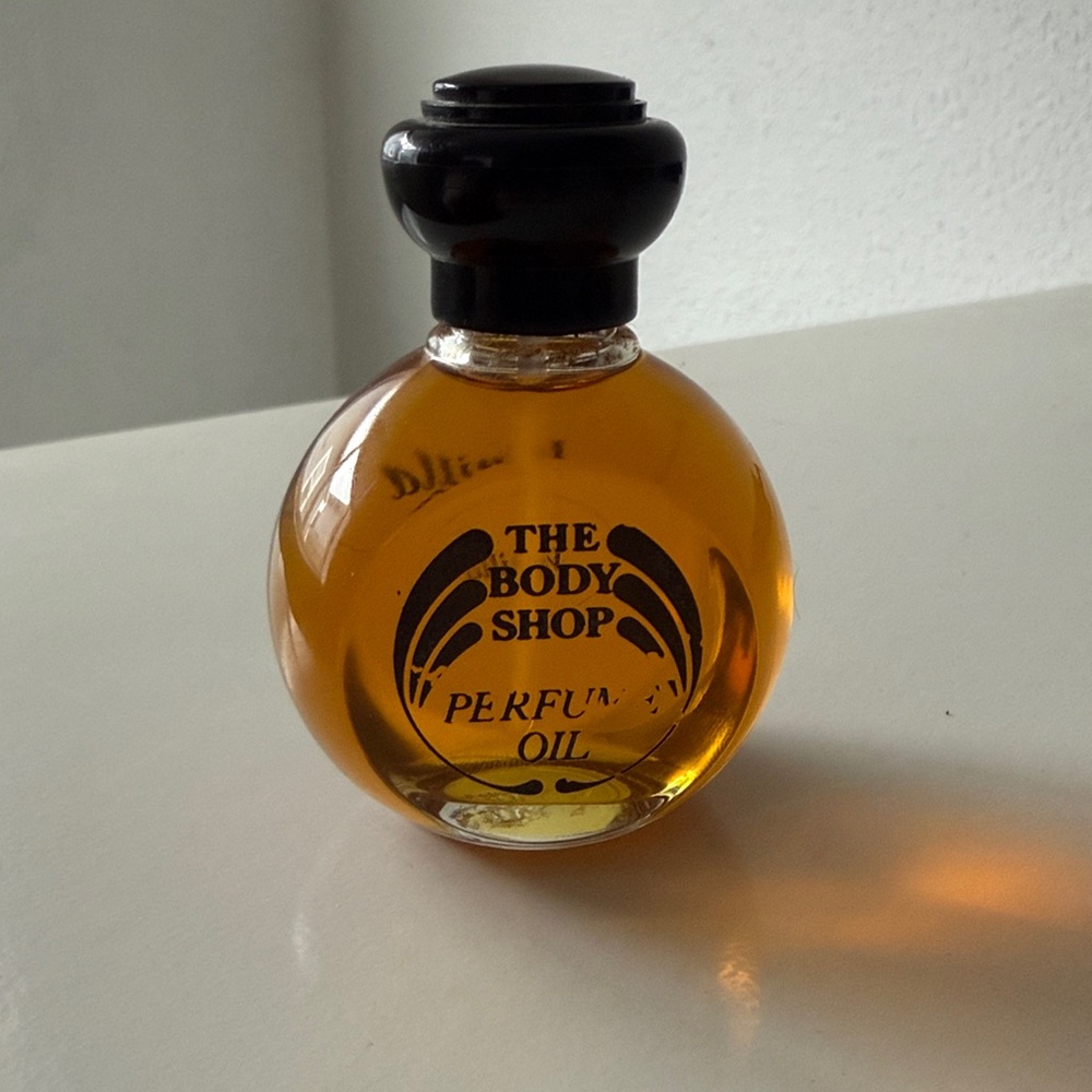 RARE Vintage - The Body Shop Vanilla Perfume Oil 1oz